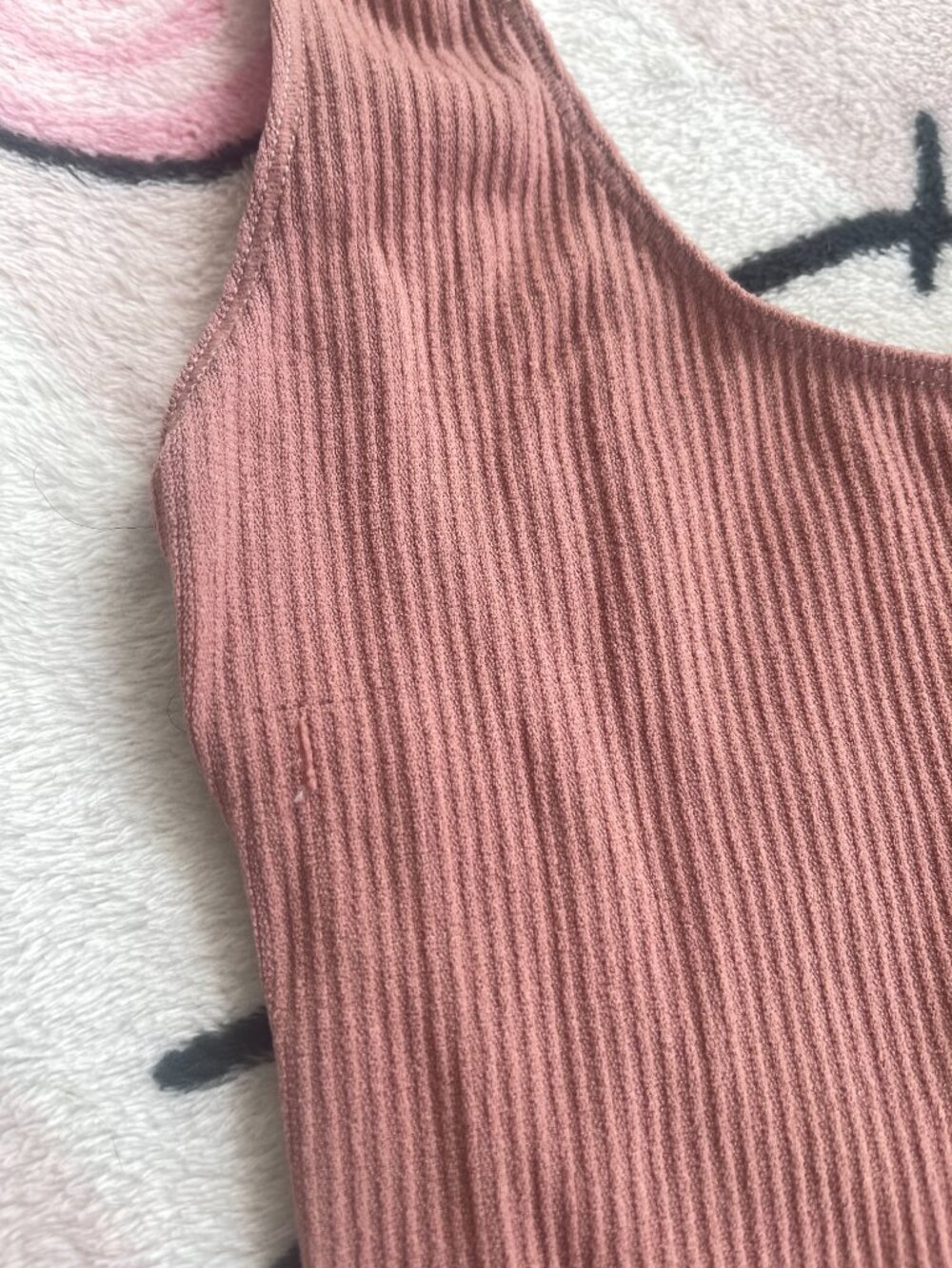 SKIMS tank bodysuit - Picture 3 of 6